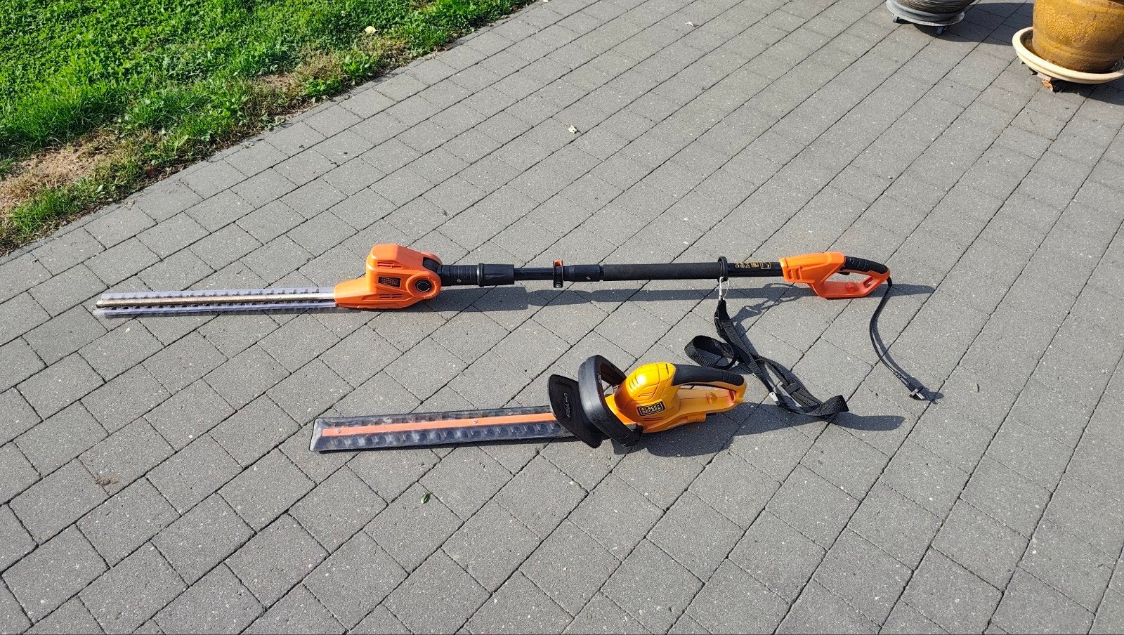 Set BLACK+DECKER Heggenscharen (Stokheggenschaar + Handmodel, Tuin en Terras, Ophalen, Gebruikt