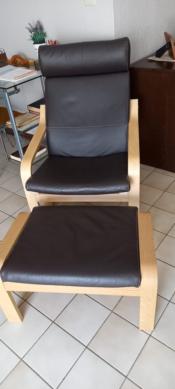 Fauteuil et repose-pied. Excellent état!, 75 à 100 cm, Bois, Comme neuf, Enlèvement