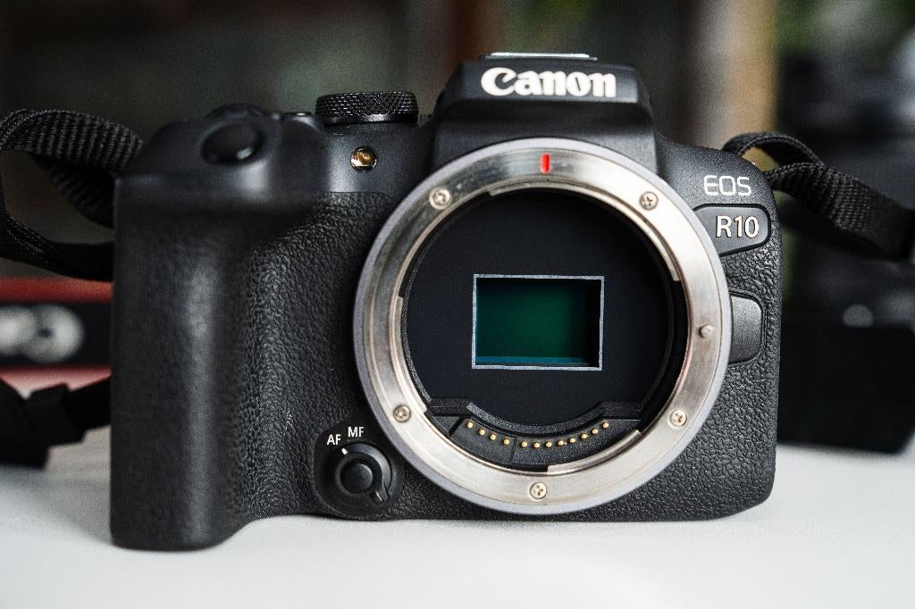 Canon EOS R10 - boitier nu, Ophalen, Canon, Compact, Zo goed als nieuw