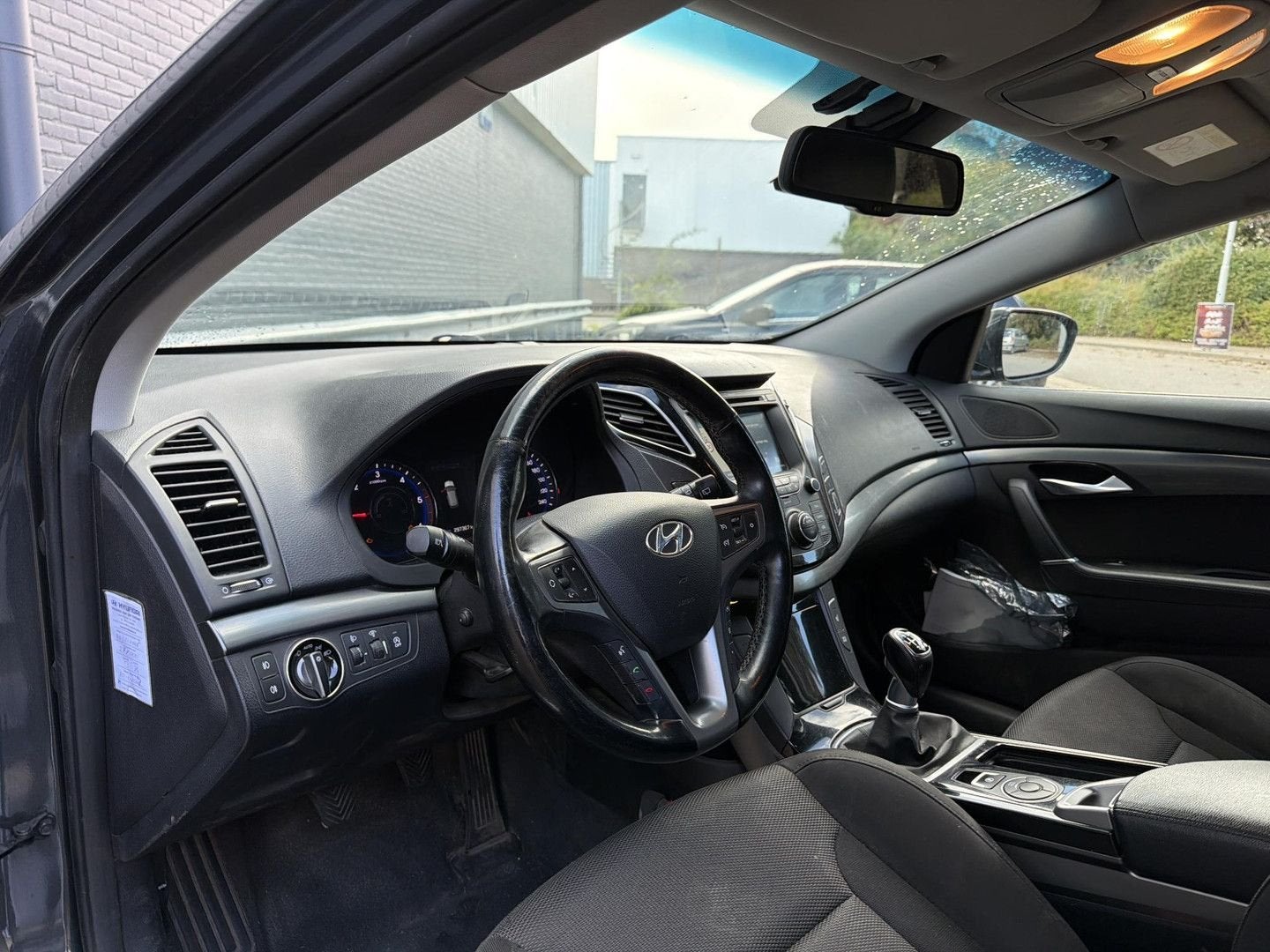 Hyundai i40 Wagon 1.7 CRDi Essence | Climate | Cruise | Navi, Auto's, 110 g/km, Zilver of Grijs, I40, Te koop