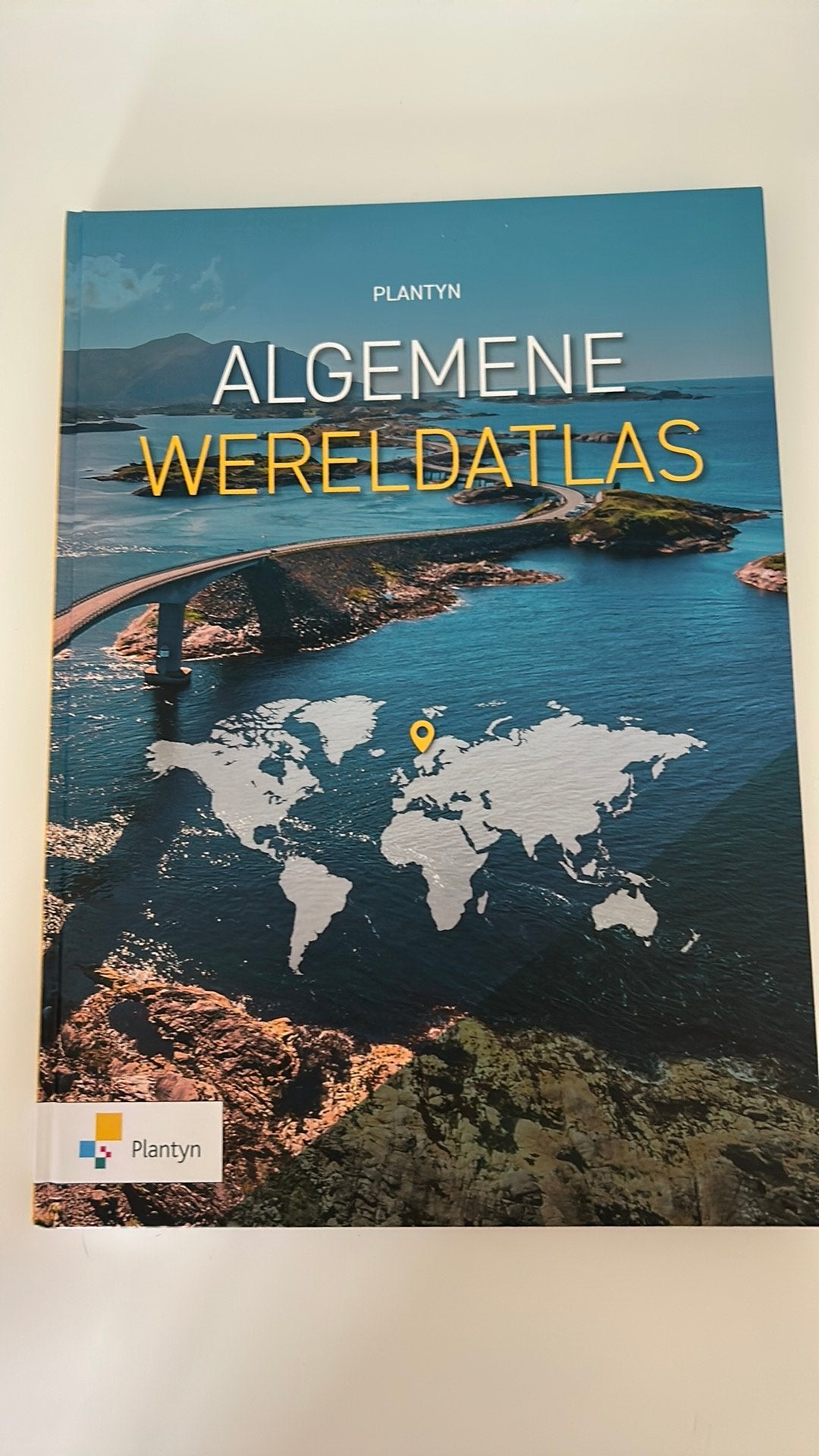 Algemene wereldatlas plantyn, Enlèvement, Comme neuf