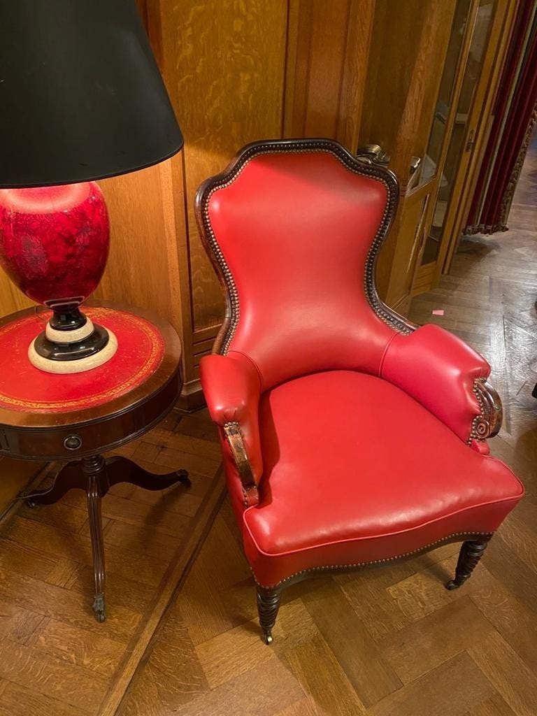 Prachtige rode leren fauteuil, onlangs volledig gerestaureer, Antiek en Kunst, Ophalen