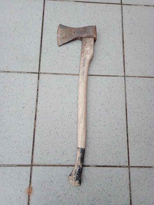 grote bijl 20€, Tuin en Terras, Hand-tuingereedschap, Ophalen, Gebruikt, Bijl, Stanley