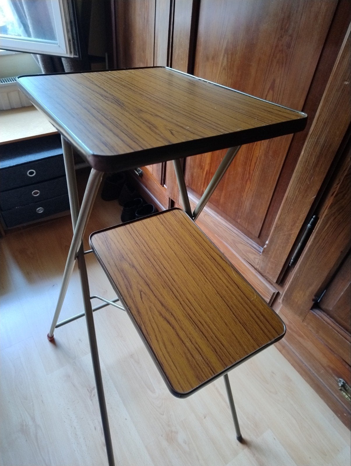formica vintage tafeltje voor diaprojector, Enlèvement, Utilisé