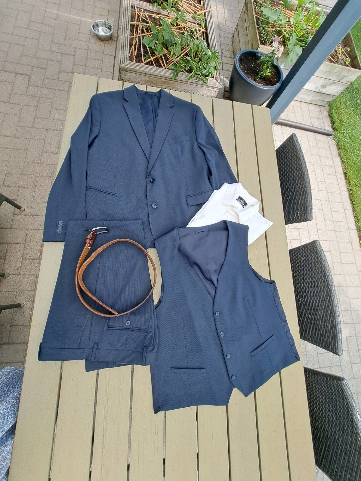 Heren kostuum+hemd+lederen ceintuur XL., Kleding | Heren, Kostuums en vesten, Ophalen of Verzenden, Maat 52/54 (L)