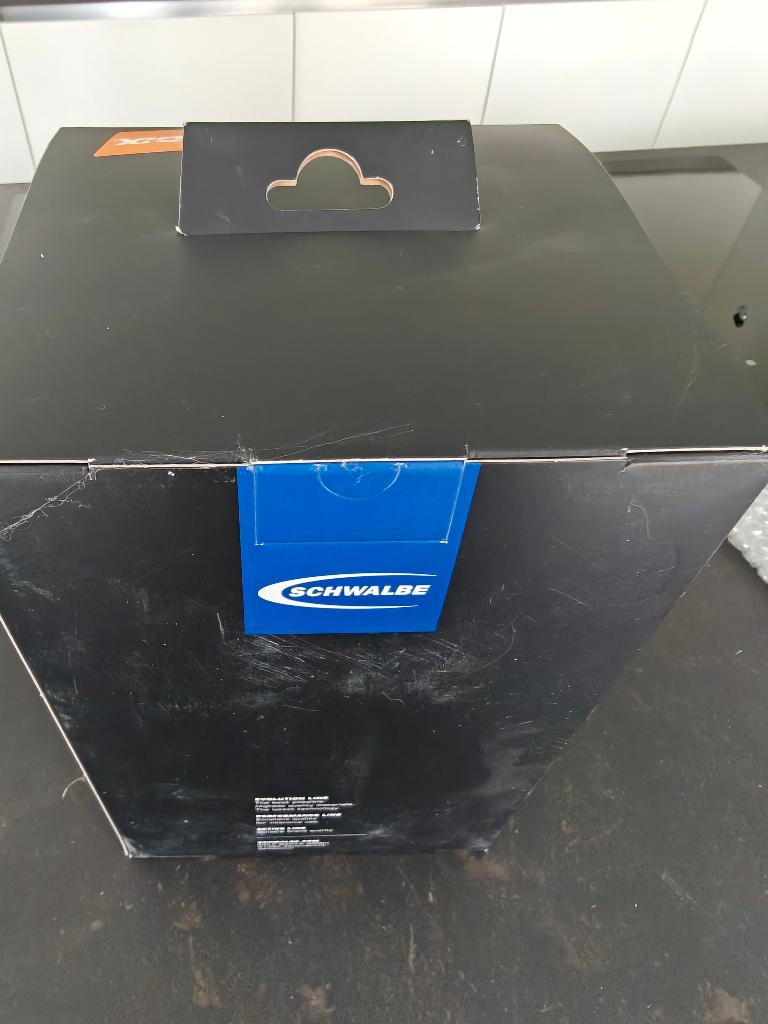 Schwalbe Magic Mary 27.5 x 2.4, Band, Schwalbe, Nieuw, Ophalen of Verzenden