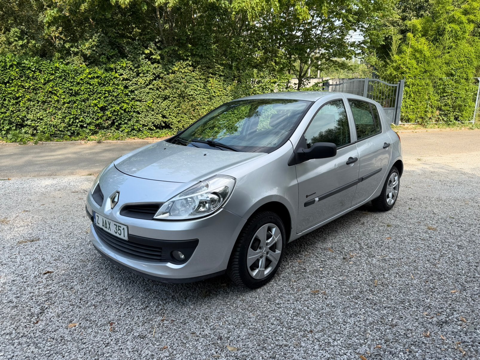 Renault Clio benzine 99000km, Auto's, Bedrijf, Handgeschakeld, 5 deurs, Euro 4