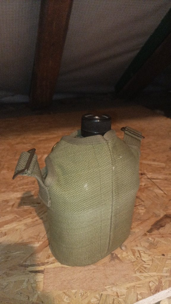 Gourde militaire ABL 1957, Enlèvement