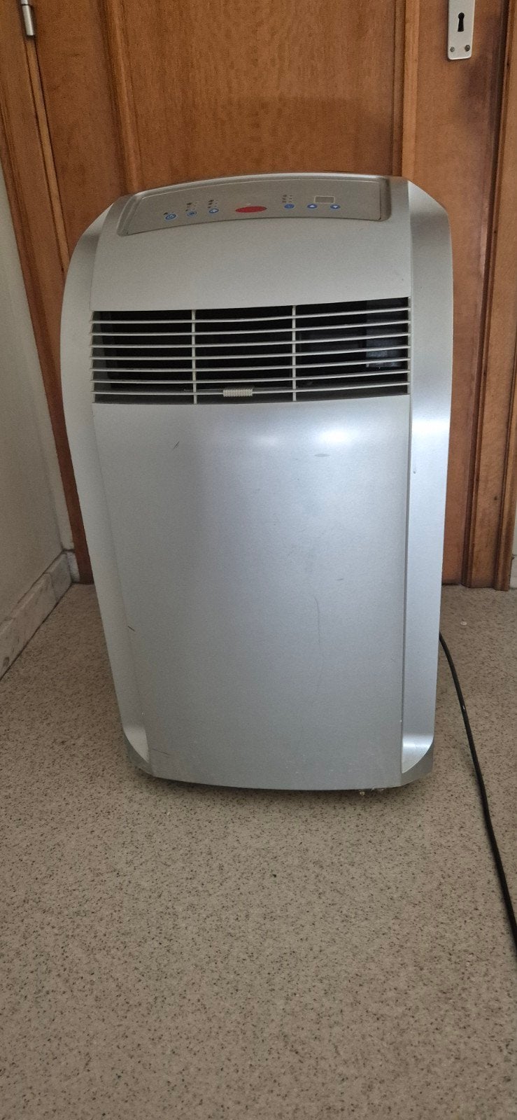 La climatisation mobile est comme neuve, Enlèvement