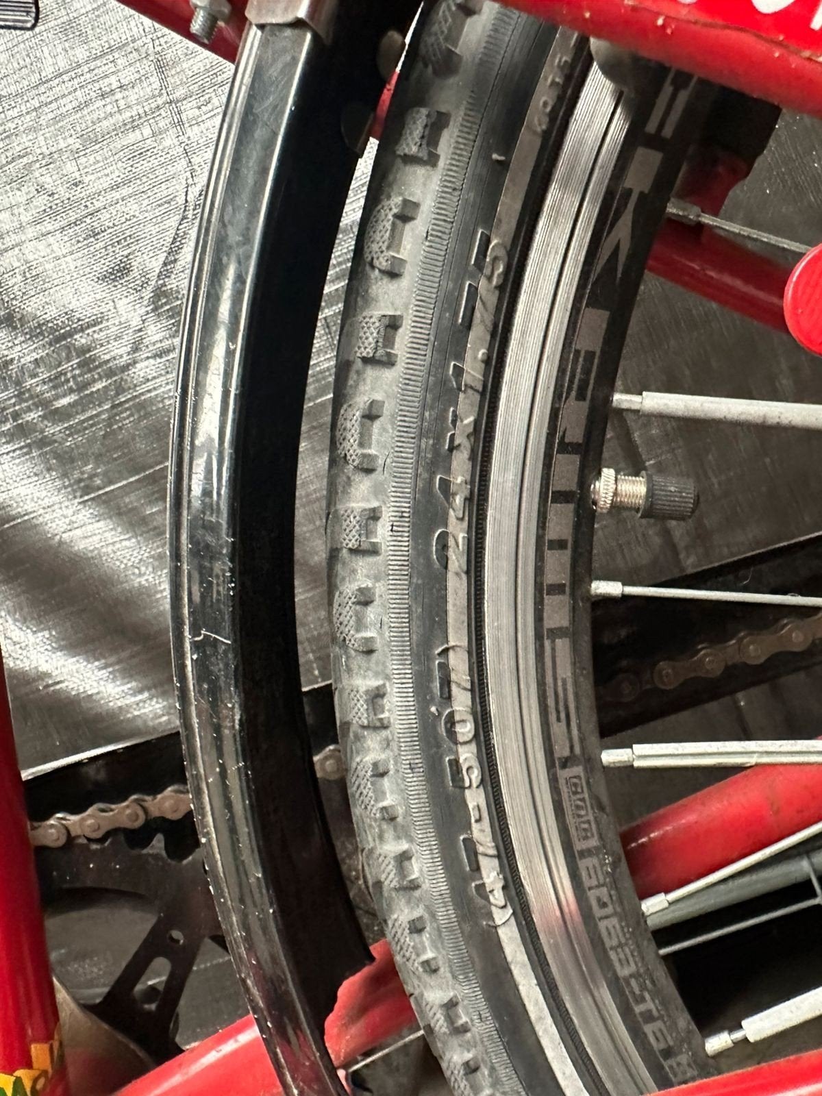 Jongensfiets 24" (Ca 8 a 11j) (of voor stoere meisjes ), Enlèvement