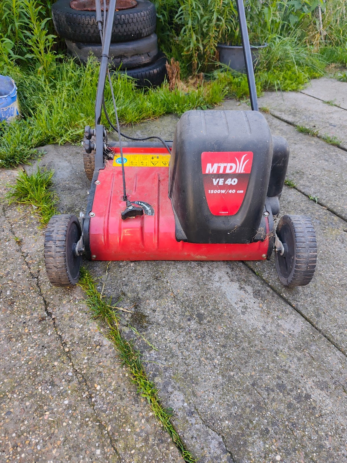 Verticuteer machine, Enlèvement
