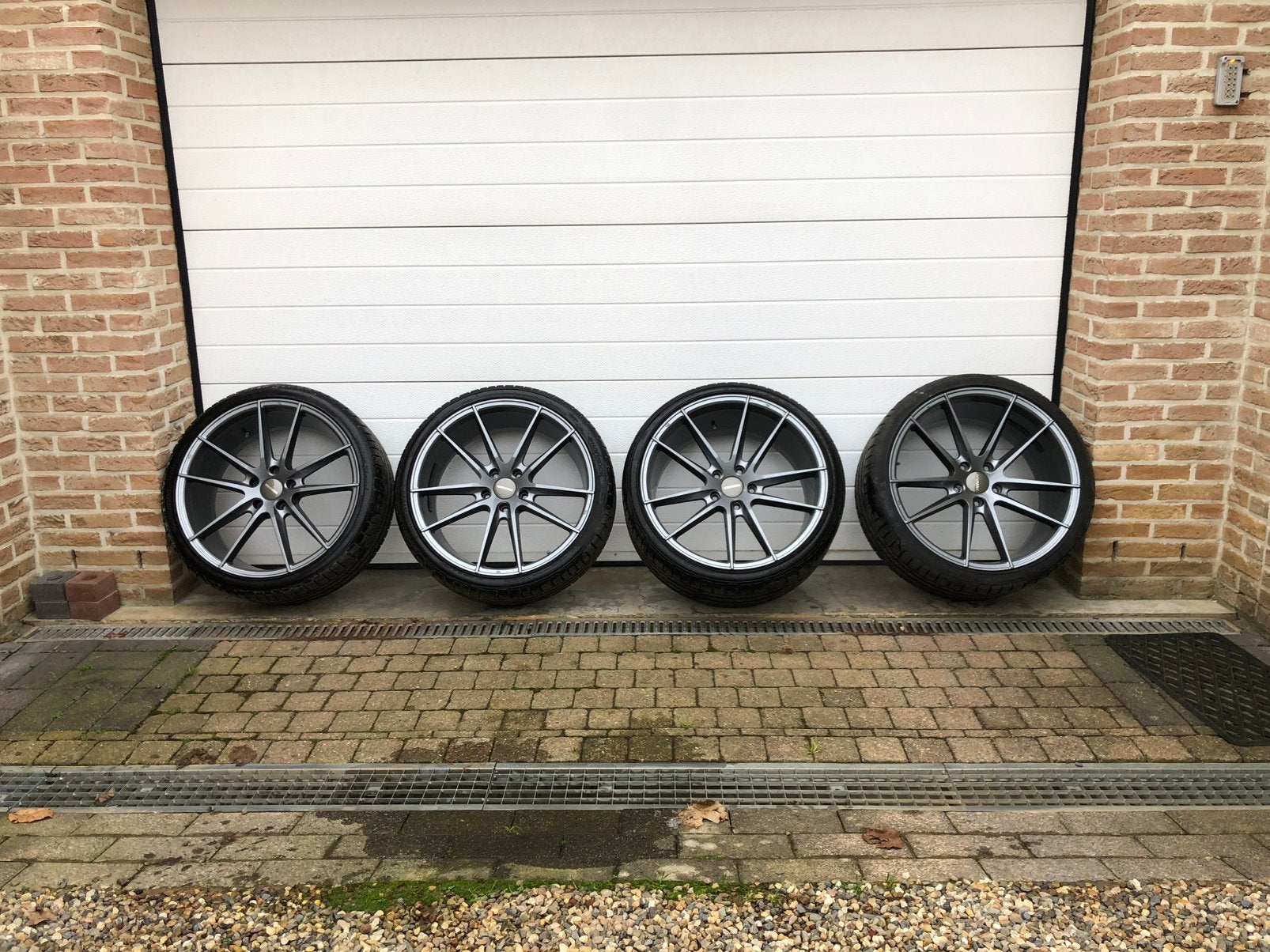 Veemann V-FS25 Graphite 20inch breedset voor BMW f30/31, Auto-onderdelen, Banden en Velgen, Ophalen, Band(en)