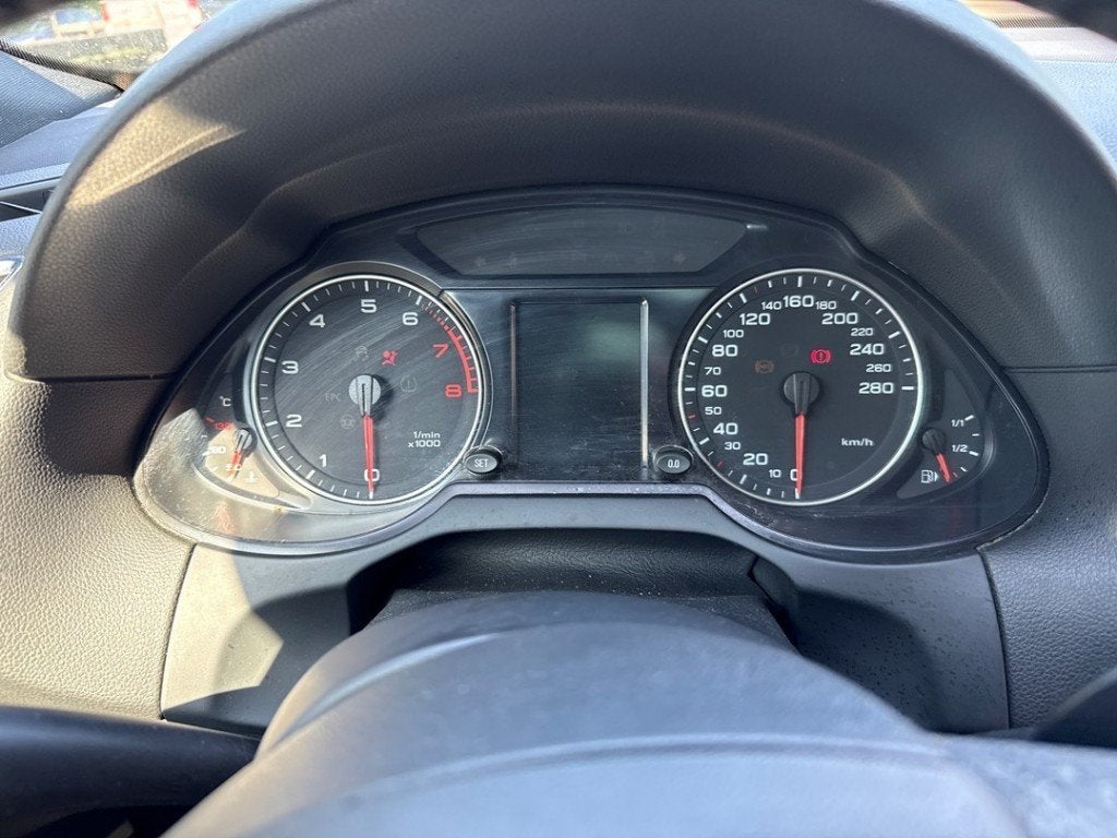 COCKPIT Audi Q5 (8RB) (|8R0920900E|8R0920900EX|), Info@audi.de, Audi, Audi AG, Gebruikt
