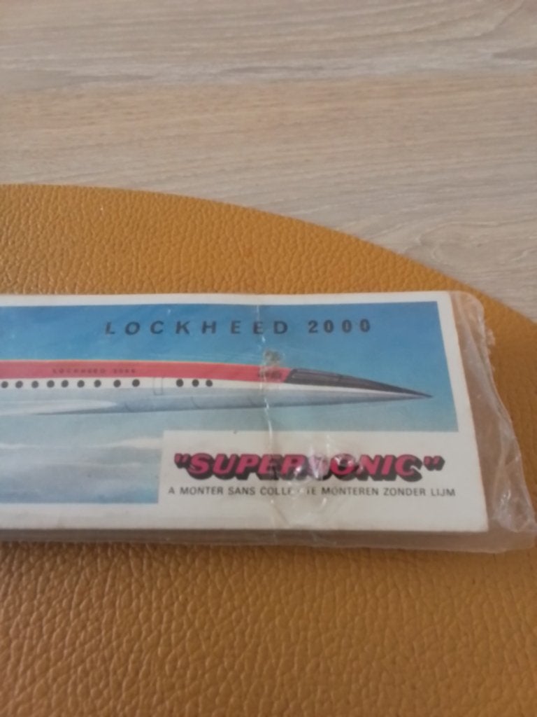 Maquette avion, Enlèvement, Avion