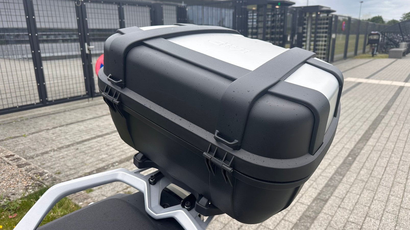Topcase 52 litre, cfmoto 800, Motos, Enlèvement, Comme neuf