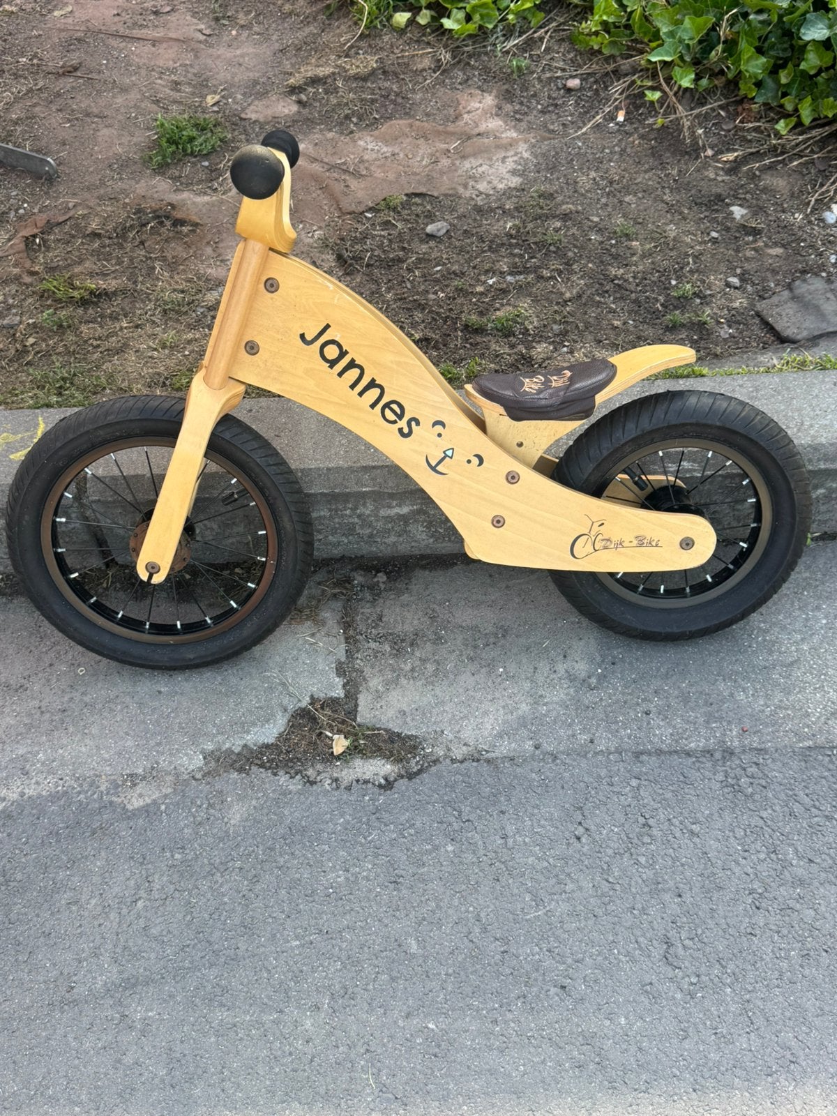 Jannes Diik loopfiets met houten fiets in zeer goede staat., Ophalen, Zo goed als nieuw