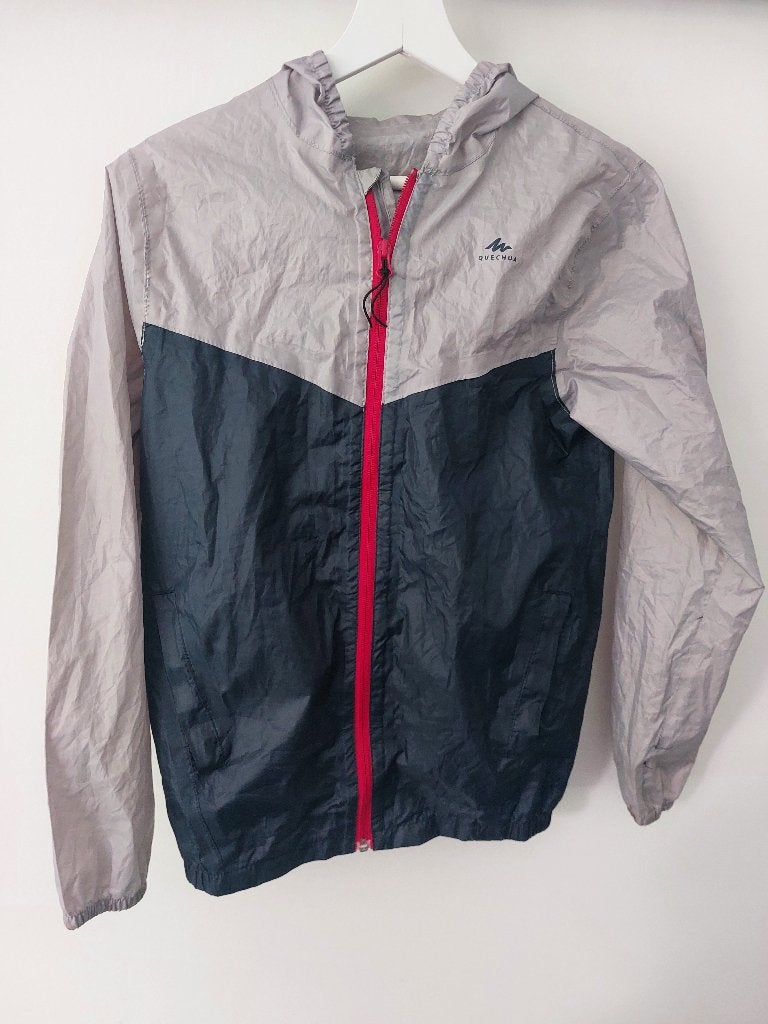 Regenjas kind maat 12j-13j, Caravanes & Camping, Vêtements de pluie, Enlèvement ou Envoi, Utilisé, Imperméable, Kinderen