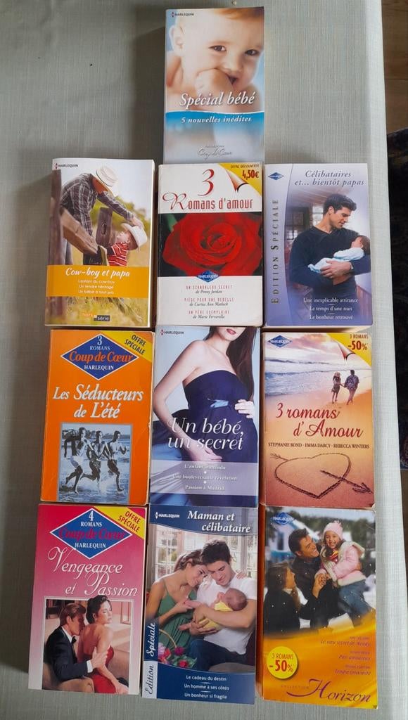 Lot de 10 Harlequin (9triples+1 de 5 romans) = 32 romans, Livres, Enlèvement ou Envoi