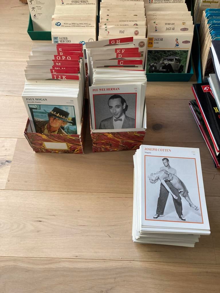 Verzamelkaarten Filmsterren, Ophalen of Verzenden, Gelezen
