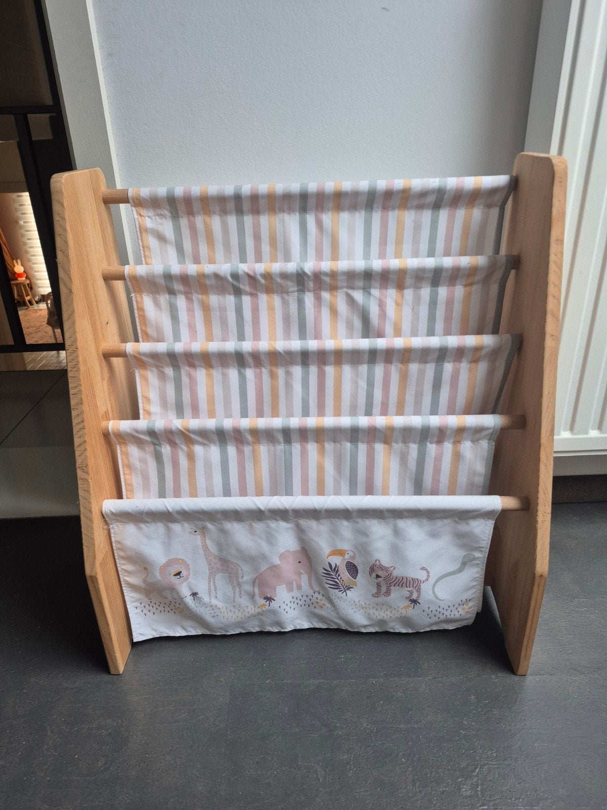 Boekenrek, Ophalen