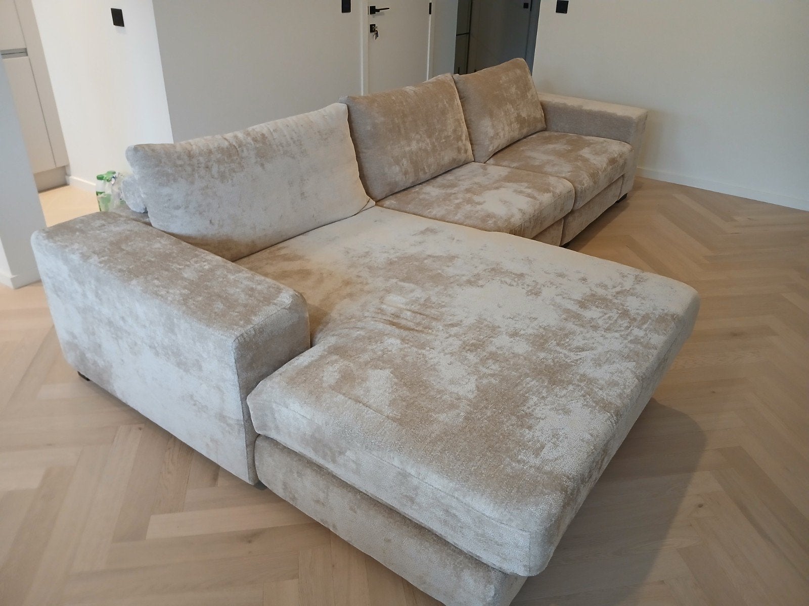 Zachte beige zetel 350cm breed, Huis en Inrichting, Zetels | Zetels en Chaises Longues, Ophalen