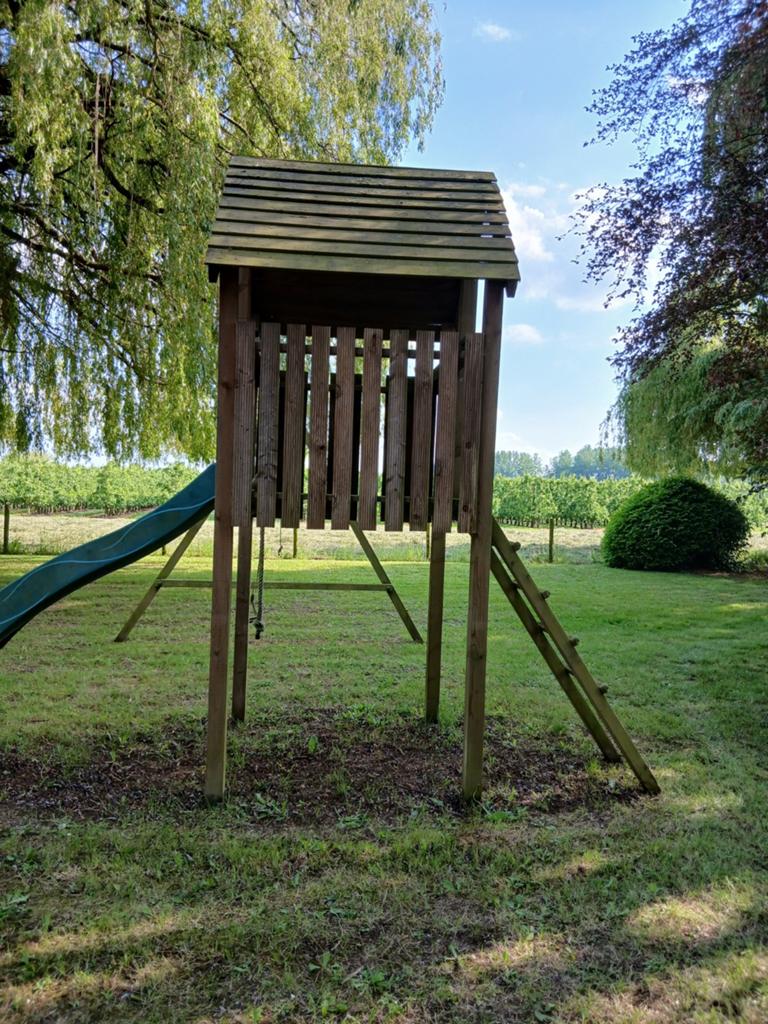 Houten speeltuig, Ophalen, Schommel
