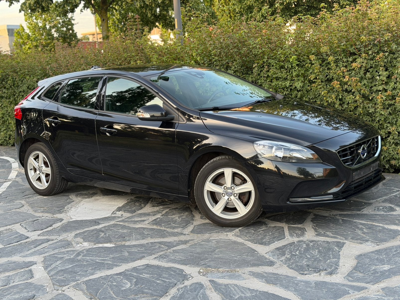Volvo v40 1.6d / Airco / Keuring vvk / Garantie, Auto's, Voorwielaandrijving, Stof, Zwart, 4 cilinders