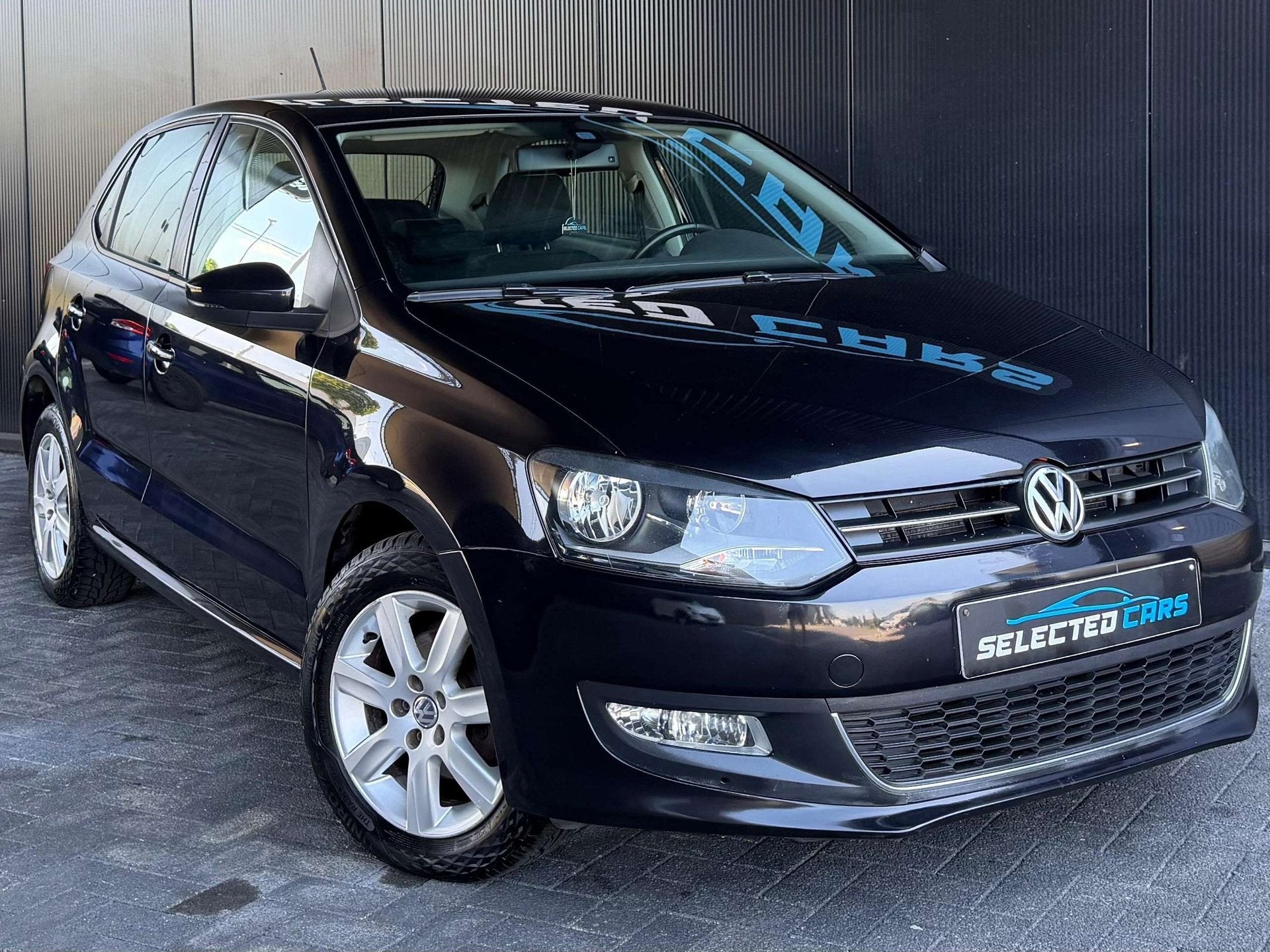 Volkswagen Polo 1.2 tsi Highline, Auto's, Volkswagen, Euro 5, 105 pk, Gebruikt, Zwart