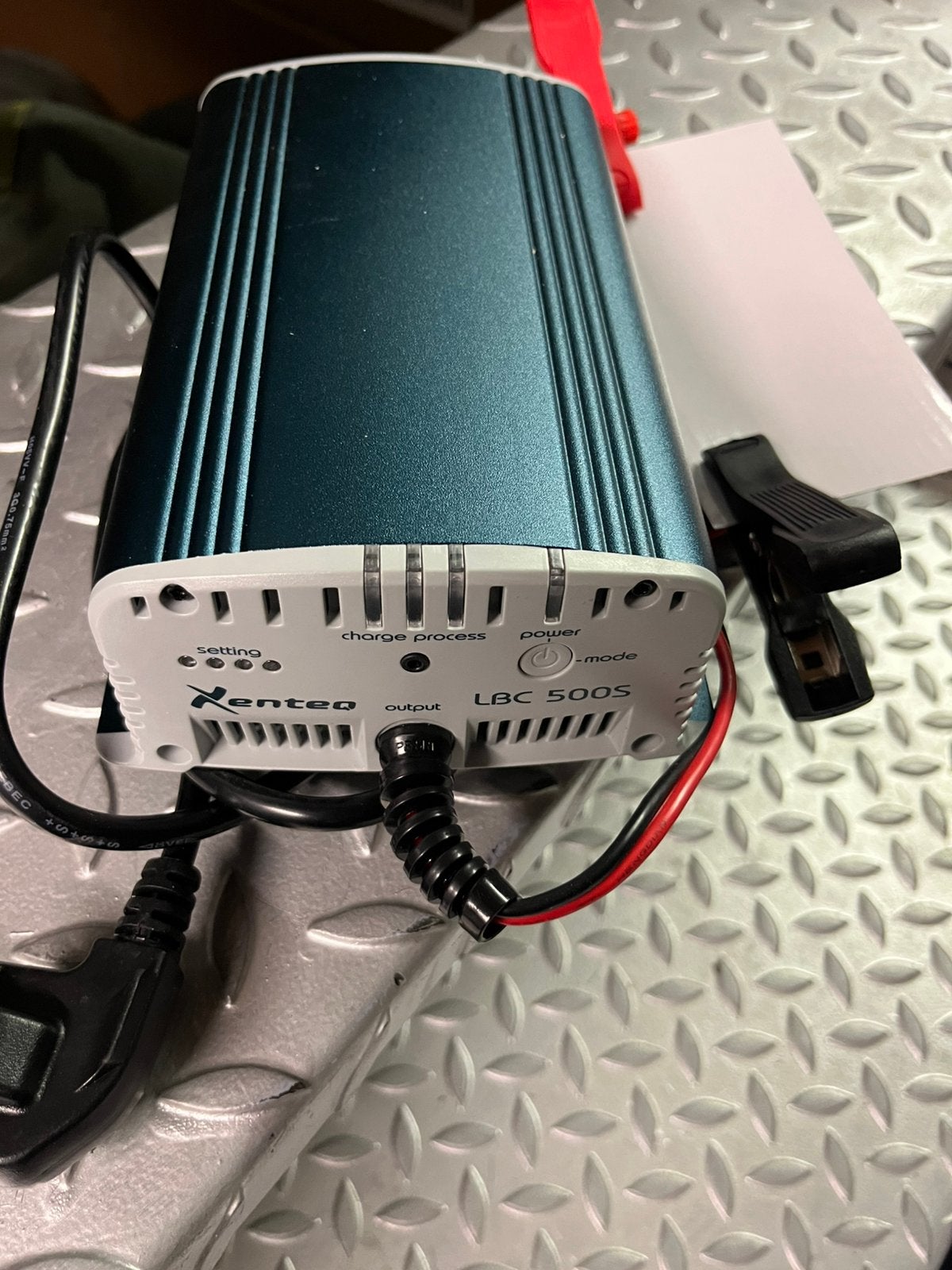 Xenteq LBC 500S-serie acculader, Ophalen, Nieuw