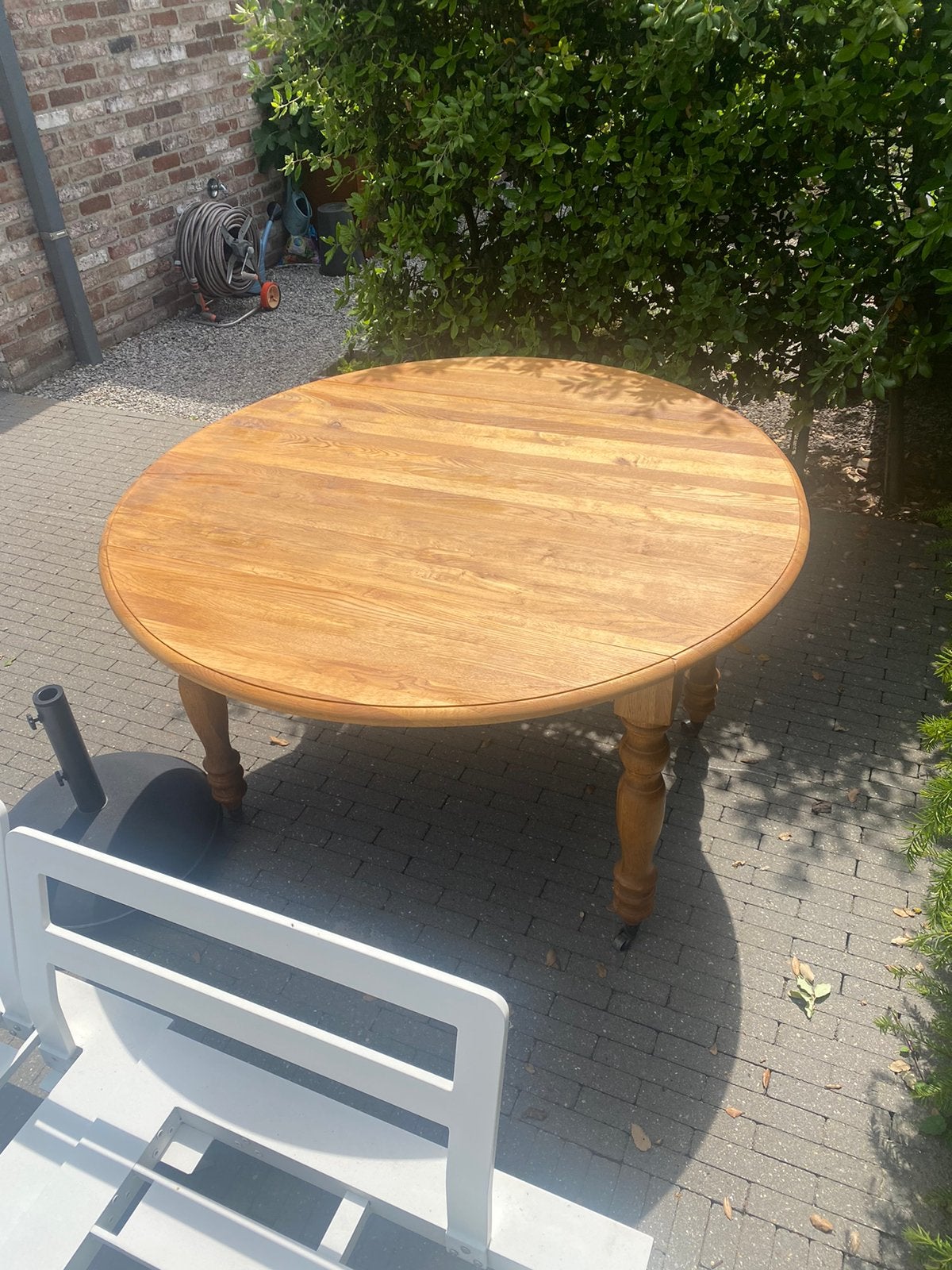 Klassiek eiken ronde eettafel diameter 130 cm, Ophalen, Gebruikt, Vijf personen of meer, 100 tot 150 cm
