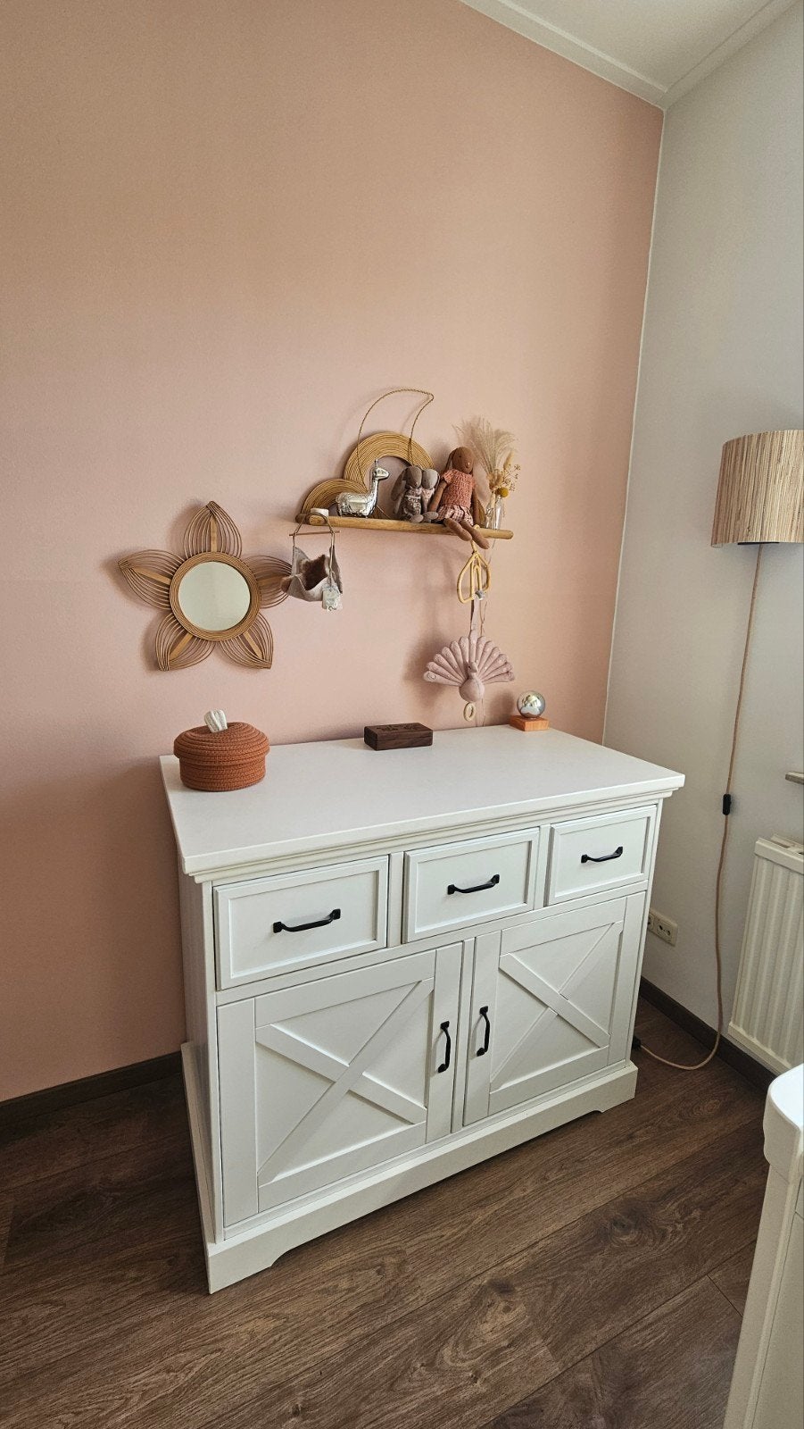 Kidsmill Savigno Babykamer met kruis, twee matrassen, stoel., Kinderen en Baby's, Ophalen, Jongetje of Meisje