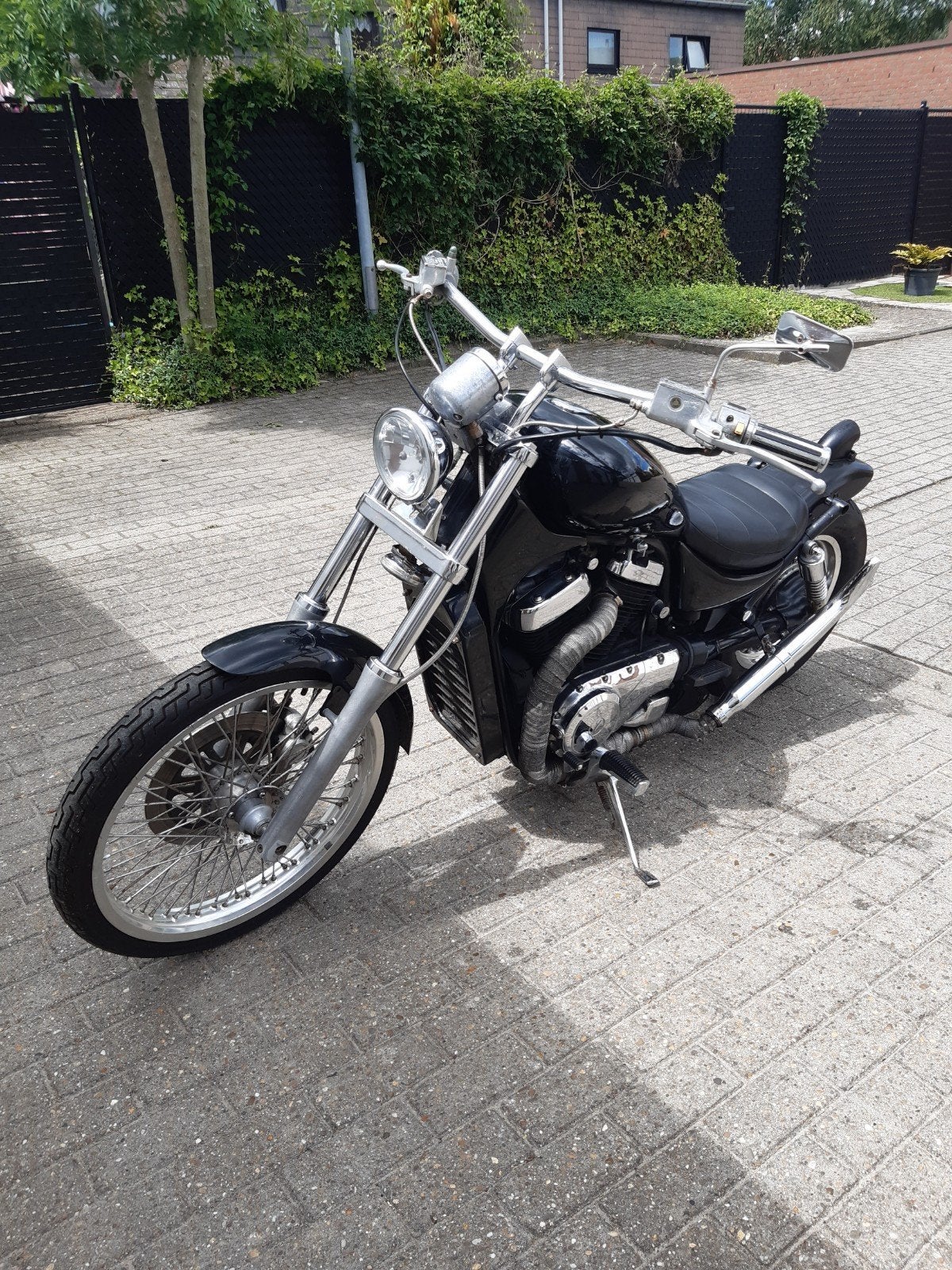 Suzuki intruder, Particulier