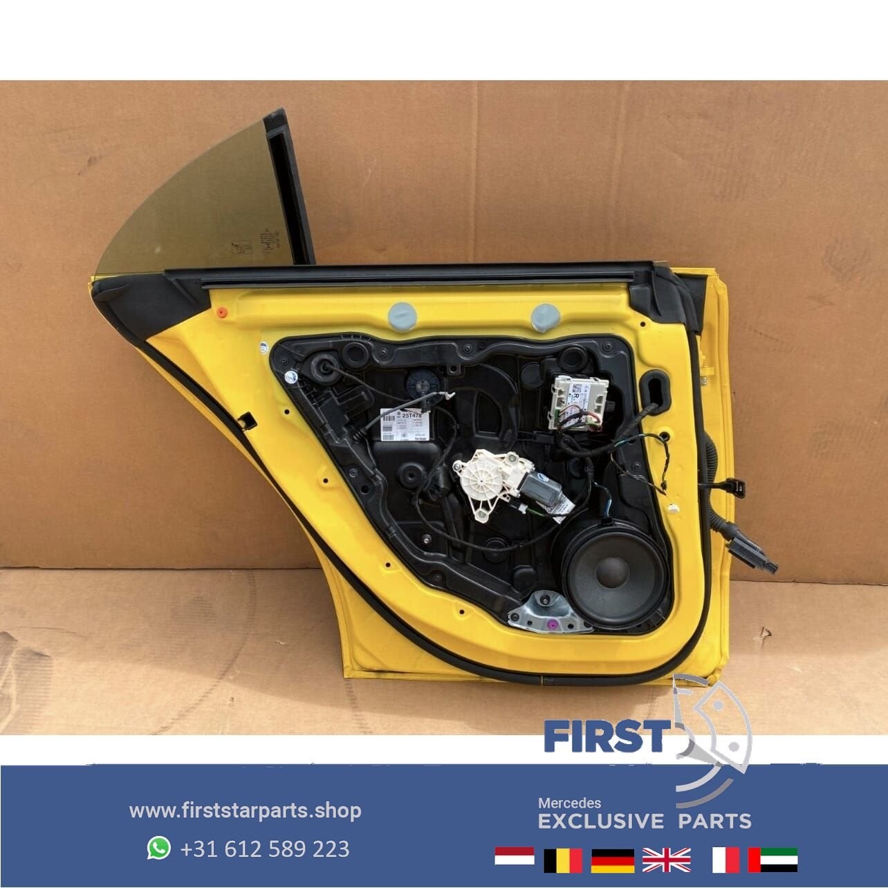 W118 C118 X118 CLA DEUR PORTIER GEEL COMPLEET LINKS ACHTER M, Auto-onderdelen, Gebruikt, -, Deur, Ophalen of Verzenden