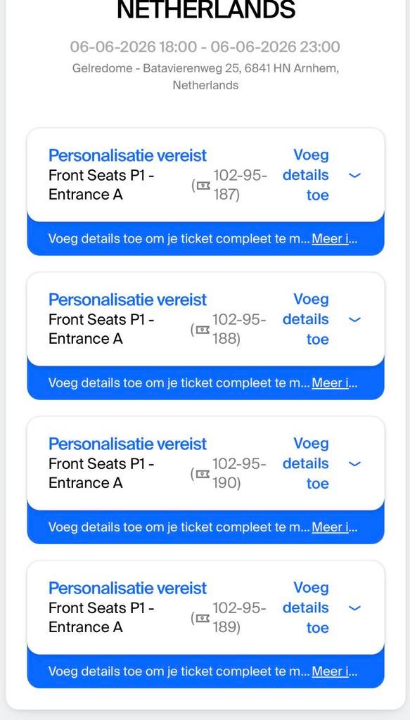 4 front Seats kaarten voor YE. 06-06 zaterdag, Tickets & Billets, Concerts | R&B & Hip-hop