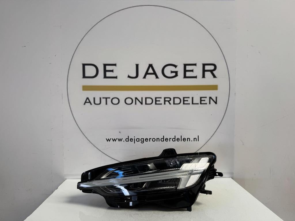 Phare avant gauche complet LED pour Volvo V60 S60 (r f rence, Gunnar Engellaus vag 8
405 31  Gothenburg, SE, Info@volvocars.com