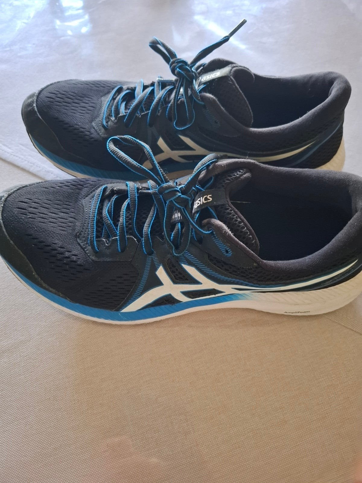 mooie sportschoenen asics maat 45,weinig gedragen, Enlèvement ou Envoi, Asics