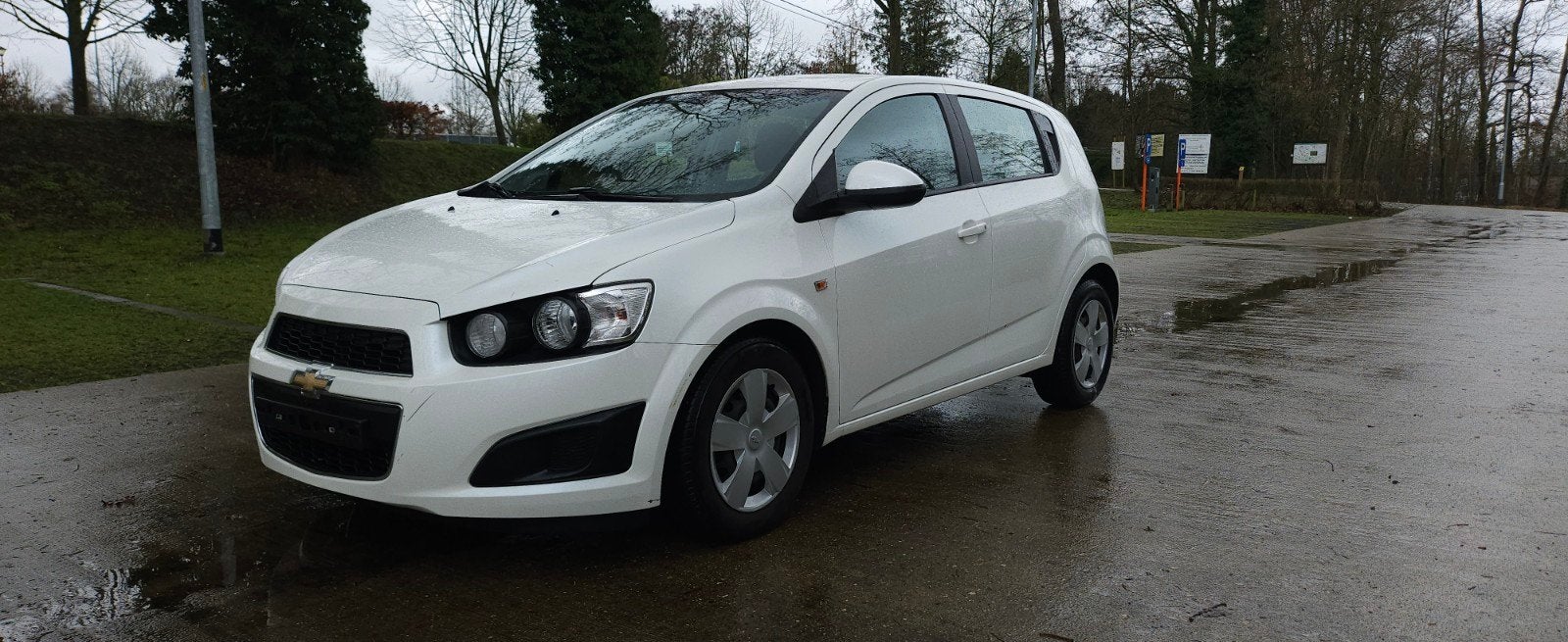 Chevrolet Aveo 1.2 Benzine Bj.2014 Met 107.000 Km. Garantie!, Autos, Chevrolet, Achat, Entreprise, Boîte manuelle, Tissu