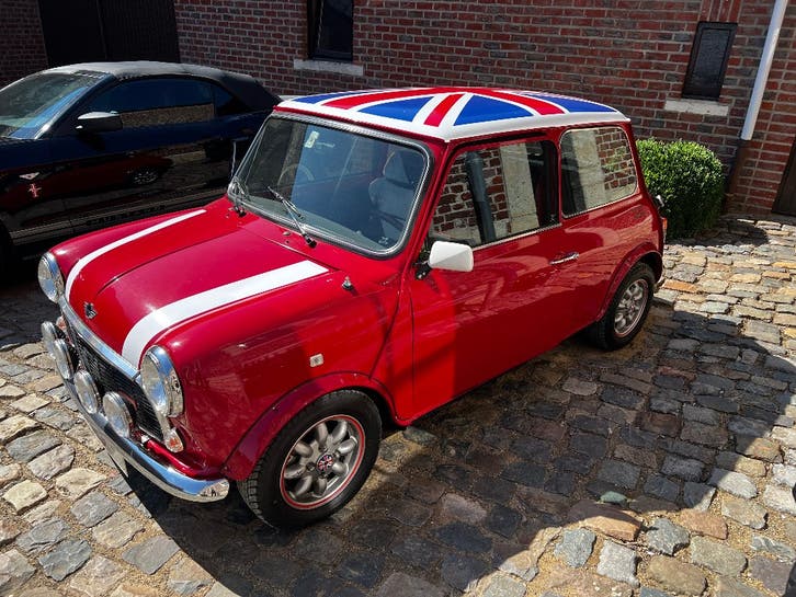 Mini Red Hot 1989, Autos, Rouge, Achat, Boîte manuelle, 620 kg