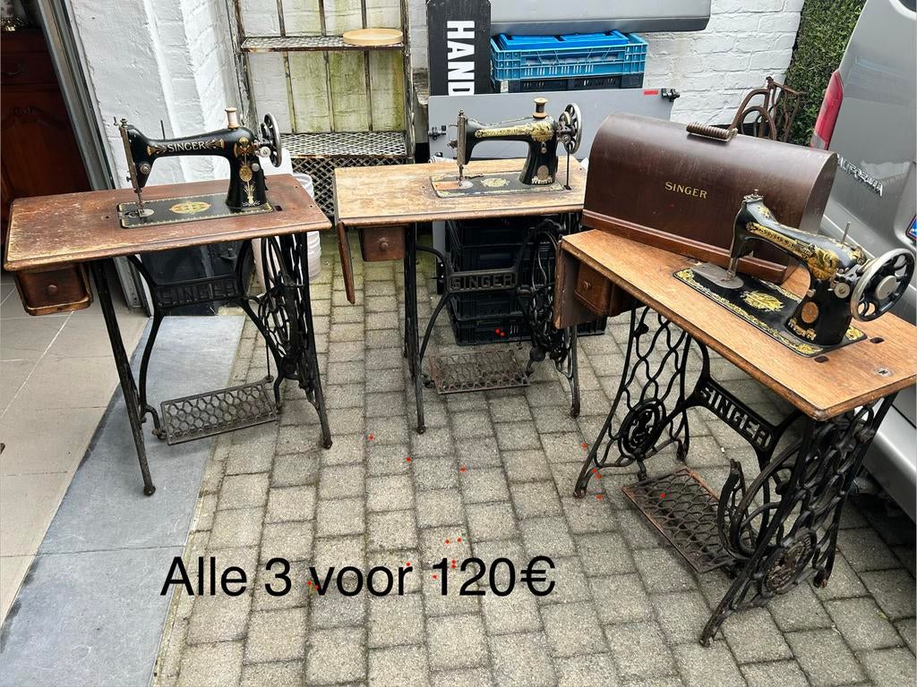 3 oude Singer naaimachines op voet, Ophalen, Gebruikt, Singer, Industrieel