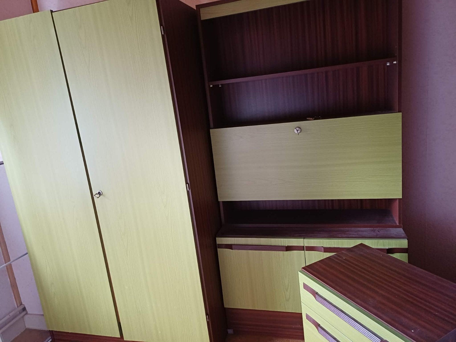 ensemble penderie- bibliothèque - petite commode, Maison & Meubles, Enlèvement