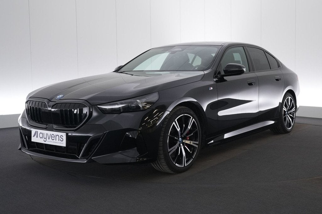 (2JEX026) BMW I5, Auto's, BMW, Automaat, Gebruikt, 394 pk, Onderhoudsboekje