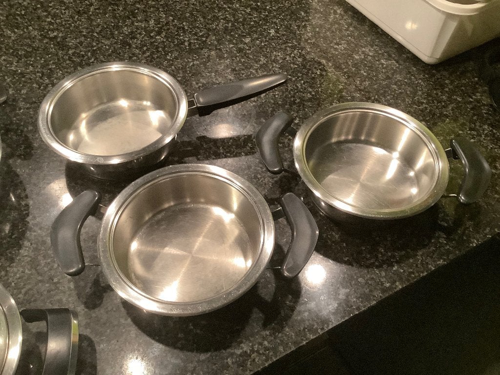 Amc pannen, Huis en Inrichting, Inox, Gebruikt, Met deksel, Pannenset