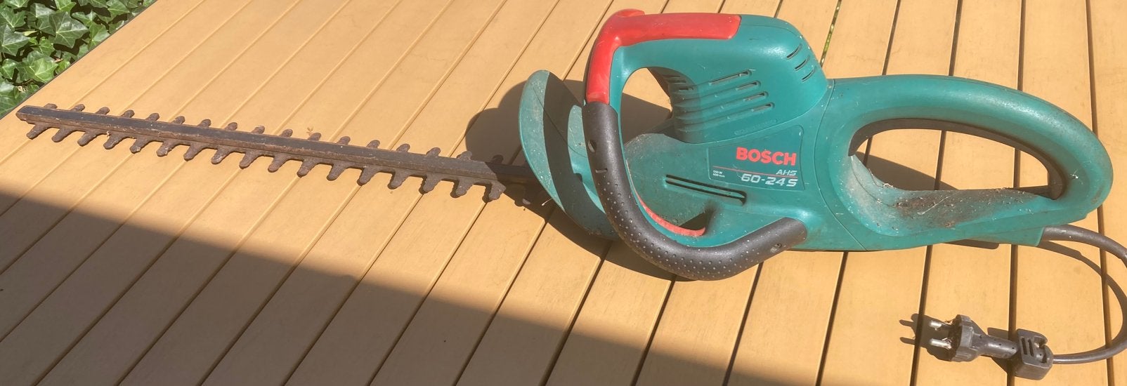 Bosch AHS 60‑24 heggenschaar – 600W – 60 cm – werkt perfect, Jardin & Terrasse, Taille-haies, Enlèvement, Utilisé, Électrique