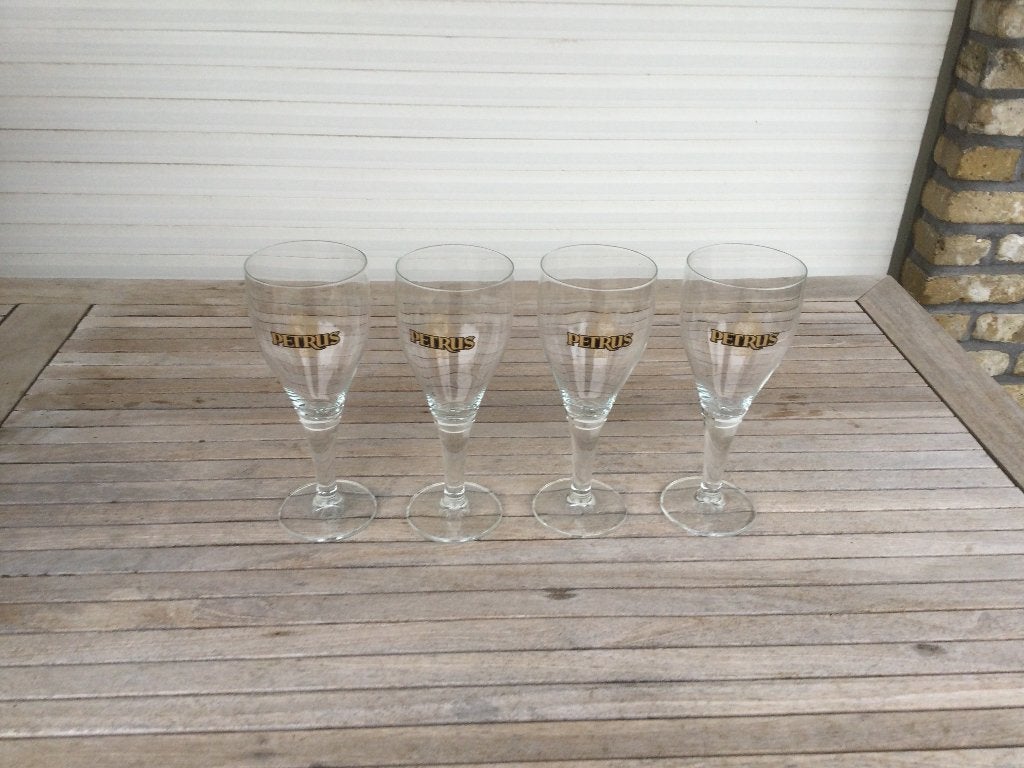 Bierglazen PETRUS, Ophalen of Verzenden, Zo goed als nieuw, Bierglas