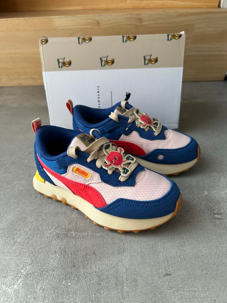 Puma * Sneakers Tiny cottons. Maat 31. Nieuw, Meisje, Schoenen, Nieuw, Ophalen of Verzenden