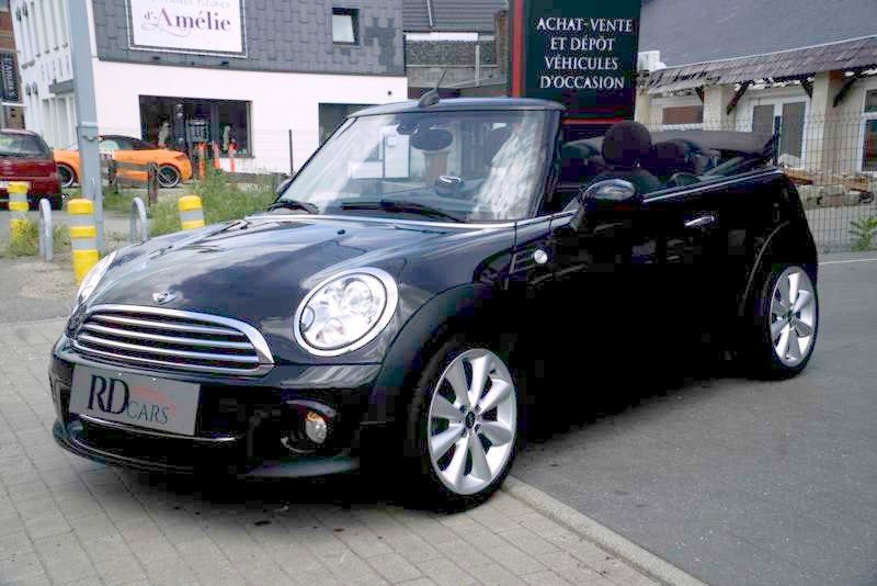 MINI COOPER D CABRIO LEDEREN GPS XENON 1 JAAR GARANTIE, Auto's, Mini, Voorwielaandrijving, 4 cilinders, Cabriolet, Zwart