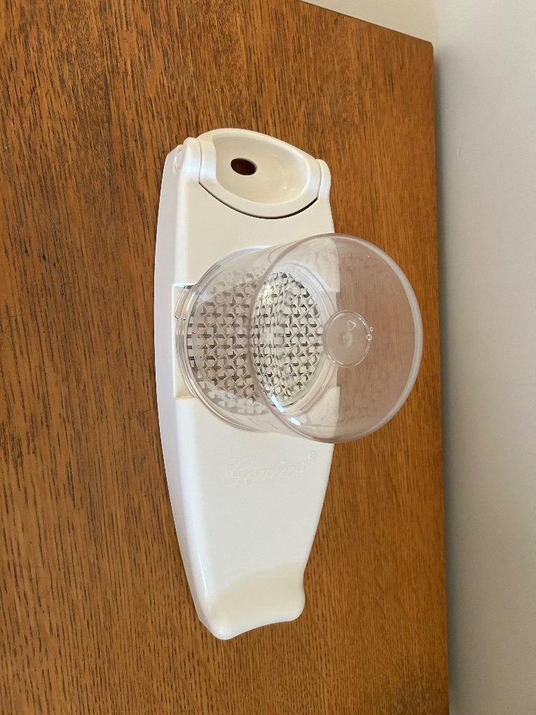frietsnijder, Huis en Inrichting, Ophalen, Kunststof, Zo goed als nieuw, Snijmachine