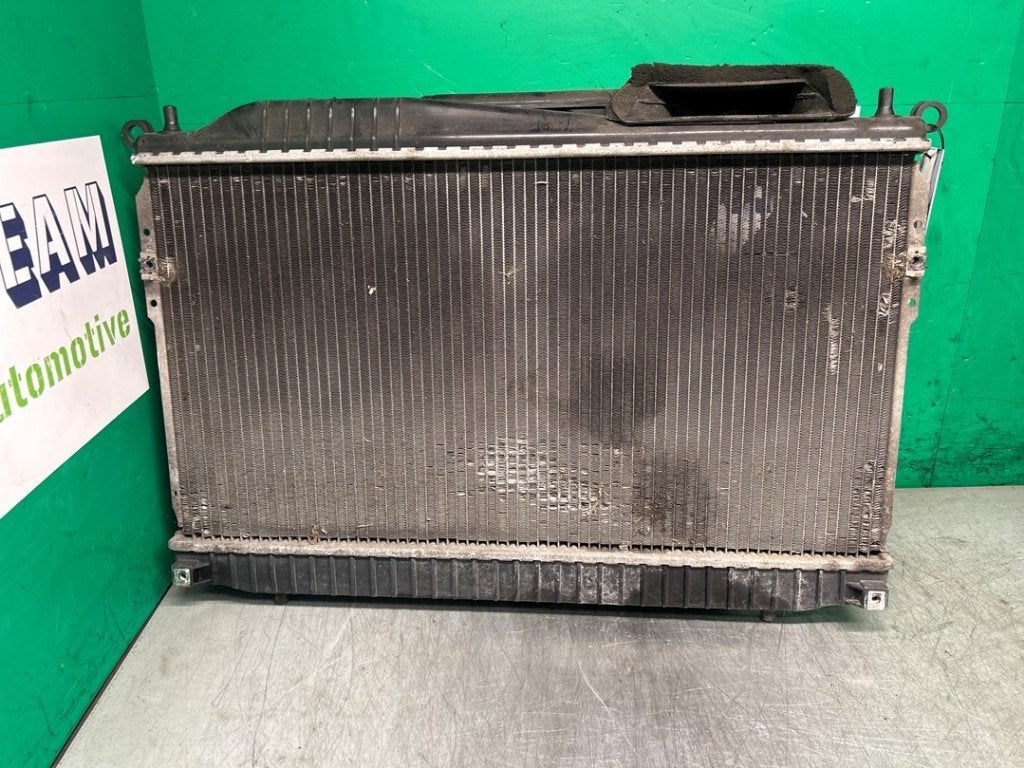 RADIATEUR EAU Daewoo / Chevrolet Epica (|96815277|), Daewoo, General Motors Germany GmbH, Utilisé, Chevrolet.europe@gm.com