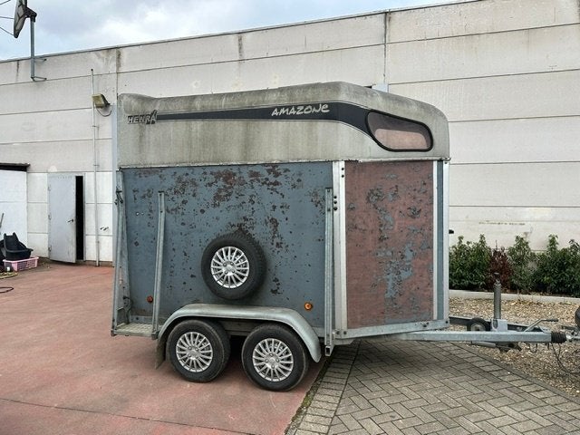 Henra Amazone paardentrailer - 1.5 paard, Dieren en Toebehoren, Ophalen, Gebruikt, 1½-paards trailer