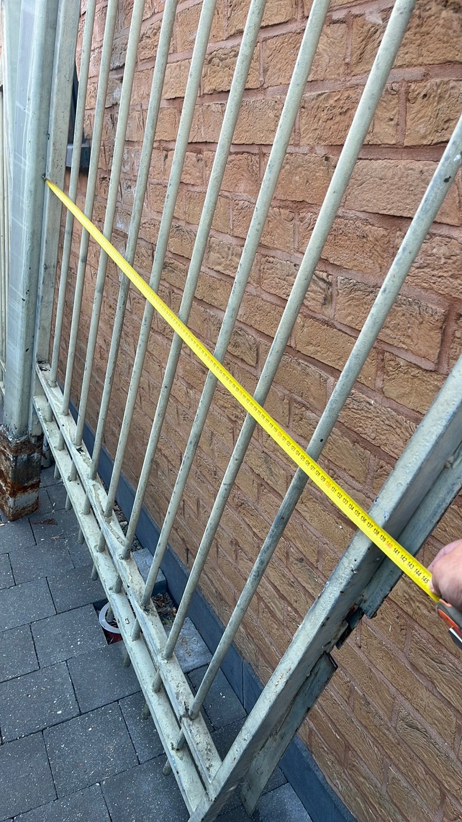 Base pour Barrière métal, Enlèvement, Utilisé, Autres types, Autres matériaux
